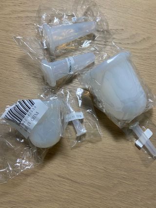 메디미케이알 커핑테라피 실리콘부항마사지 리프팅 페이스+바디 안티 셀룰 라이트 6pcs — 5점을 준 리뷰어가 2021년 2월 올린 사용 사진