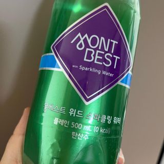 몽베스트 Montbest with Sparkling water Plain 20병 — 5점을 준 리뷰어가 2022년 5월 올린 사용 사진