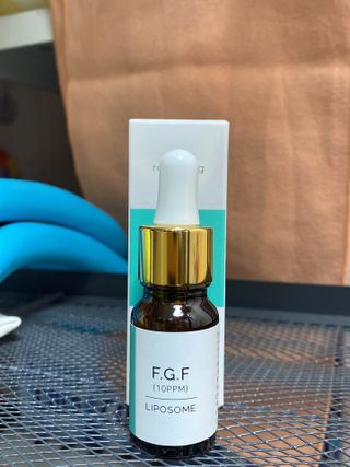 랑팡 EGF+FGF+IGF10ppm 리포좀 앰플 원액 10ml — 5점을 준 리뷰어가 2021년 10월 올린 사용 사진
