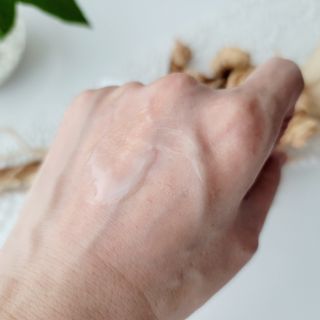 성분에디터 코메더 솔리드 퍼퓸 — 5점을 준 리뷰어가 2021년 8월 올린 사용 사진