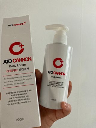 아토캐논(ATO CANNON) 아토캐논 고보습 바디로션 200ml — 5점을 준 리뷰어가 2023년 1월 올린 사용 사진