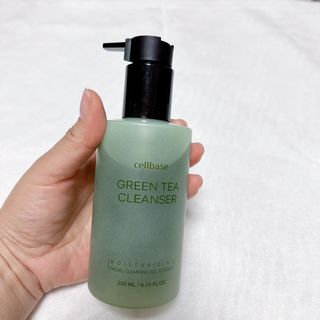 프리마인 메이크업과 들뜨는 각질까지 한방에 깐달걀로! 순하기까지한 셀베이스 그린티클렌저(200ml) — 4.5점을 준 리뷰어가 2023년 2월 올린 사용 사진