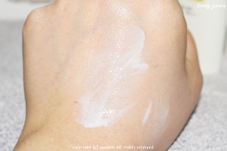 아이레시피 모이스트터치 스포츠 선밀크 50ml (SPF50+ PA+++) — 4점을 준 리뷰어가 2023년 6월 올린 사용 사진