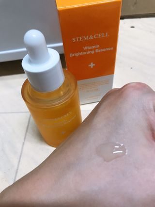 체르엠 스템앤셀 비타민 브라이트닝 에센스 30ml 1개 — 5점을 준 리뷰어가 2021년 9월 올린 사용 사진