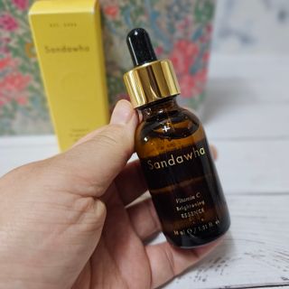 스킨큐어 산다화 비타민c 화이트닝 에센스 30ml — 5점을 준 리뷰어가 2023년 12월 올린 사용 사진