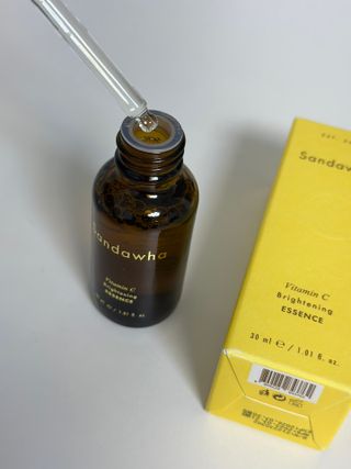 스킨큐어 산다화 비타민c 화이트닝 에센스 30ml — 5점을 준 리뷰어가 2023년 9월 올린 사용 사진