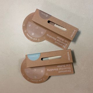 [후르디아] 올리브영 착한보습 비건 립버터 2종 — 5점을 준 리뷰어가 2022년 11월 올린 사용 사진