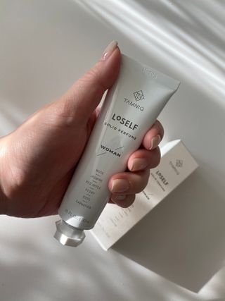 탐니크 러셀브 우먼 솔리드 퍼퓸 — 4점을 준 리뷰어가 2020년 12월 올린 사용 사진