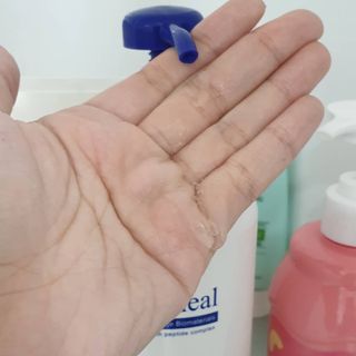 더마힐 헤어 컨디셔닝 샴푸 500ml 3종 중 택1 — 4점을 준 리뷰어가 2021년 3월 올린 사용 사진