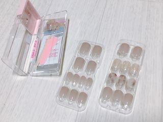 데싱디바 매직프레스 레귤러 스퀘어_6종 중 택 1 — 5점을 준 리뷰어가 2021년 9월 올린 사용 사진
