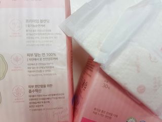나무드 [유한킴벌리] 좋은느낌 유기농 순면 린넨블렌딩 생리대,롱라이너 중형 36매 1개 + 대형 32매 1개 — 5점을 준 리뷰어가 2021년 10월 올린 사용 사진