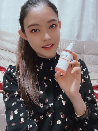 썸헤어 / SUMHAIR 썸헤어 실키 테라피 헤어 에센스 — 5점을 준 리뷰어가 2021년 4월 올린 사용 사진
