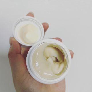 AYU25[아유트웬티파이브]다마스크로즈워터 베이스 천연 수분 촉촉 크림 — 5점을 준 리뷰어가 2021년 3월 올린 사용 사진
