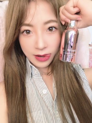Re:NK 리엔케이 핑크 볼륨 래디언스 컬러크림 — 3.5점을 준 리뷰어가 2021년 7월 올린 사용 사진