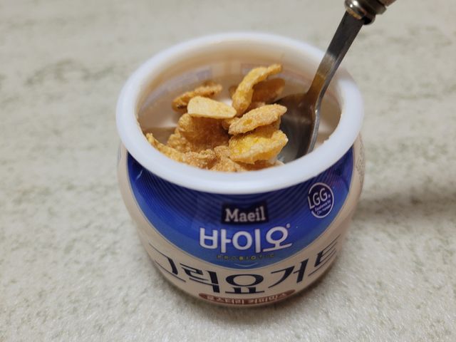 매일바이오 그릭요거트 오리지널 플레인 4개, 로스터리 커피믹스 4개 리뷰 사진