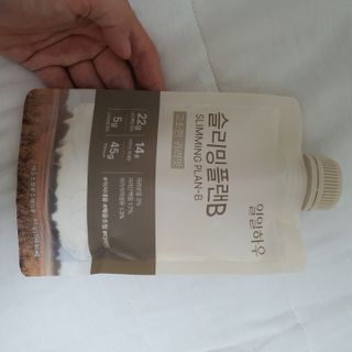일일하우 슬리밍 플랜B 고소한 귀리맛, 진한 카카오맛 (체중조절식) — 5점을 준 리뷰어가 2023년 8월 올린 사용 사진
