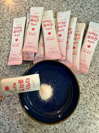 [음료수 대신 가능!]  빠르게 흡수되는 아임오 타먹는 콜라겐 1박스 — 4점을 준 리뷰어가 2023년 3월 올린 사용 사진