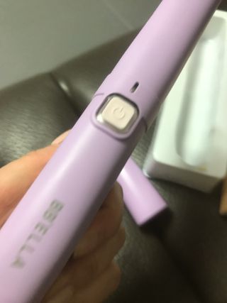 엠엔 비비엘라 휴대용 무선 고데기 HGK-SM — 5점을 준 리뷰어가 2021년 4월 올린 사용 사진