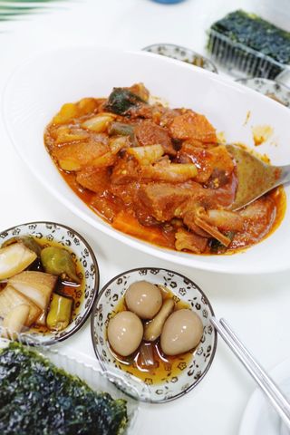 [푸딩팩토리] 대구 동인동식 수비드 매운돼지갈비찜 750g_국내산 돼지고기, 마늘듬뿍 동인동식 찜갈비 — 4점을 준 리뷰어가 2022년 9월 올린 사용 사진