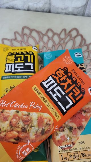 [푸딩팩토리] 싱글팩토리 피도그 100g x 3ea (불고기/콤비네이션/핫치킨) — 5점을 준 리뷰어가 2022년 9월 올린 사용 사진