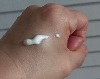 프리마인 선크림만 바꿨을 뿐인데 매일 물 2L챙겨먹고 기초케어 완벽하게 한 물빛피부 완성,셀라브UV프로텍터 — 5점을 준 리뷰어가 2023년 6월 올린 사용 사진
