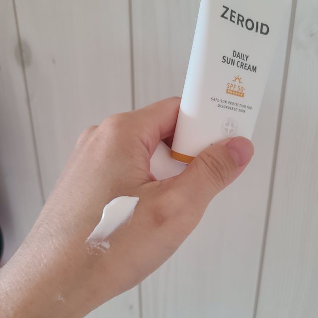 제로이드 데일리 선크림 SPF50+ PA++++ 50ml 리뷰 사진