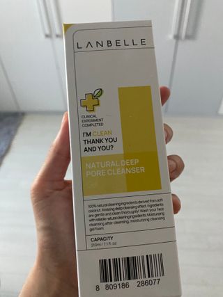 랑벨 내츄럴 딥 포어 클렌저 210ml (저자극 약산성 천연 클렌징 젤) — 5점을 준 리뷰어가 2022년 10월 올린 사용 사진