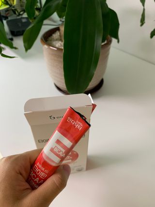 인디닥터 면역 생생 핑크 이뮨 젤리 + 타이탄 BCAA 프로틴 젤리스틱 — 2.5점을 준 리뷰어가 2022년 6월 올린 사용 사진