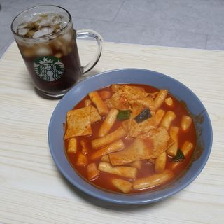 응큼떡볶이 — 5점을 준 리뷰어가 2021년 3월 올린 사용 사진