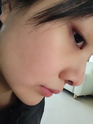 오투에니원 갈락토미세스 비타민 C 프리미엄 블랙스완 크림 50g — 5점을 준 리뷰어가 2023년 2월 올린 사용 사진