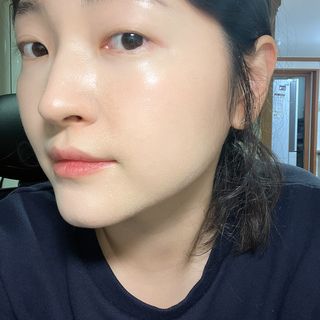 데저트에센스 비정제냉압착 퓨어 호호바오일 59ml — 4점을 준 리뷰어가 2023년 11월 올린 사용 사진