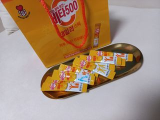 광동제약 [광동] 비타500데일리스틱 70포X2개 + 뚱랑이엽서 + 쇼핑백 증정 — 5점을 준 리뷰어가 2022년 1월 올린 사용 사진