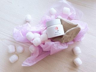 AYU25[아유트웬티파이브]다마스크로즈워터 베이스 천연 수분 촉촉 크림 — 4점을 준 리뷰어가 2021년 3월 올린 사용 사진
