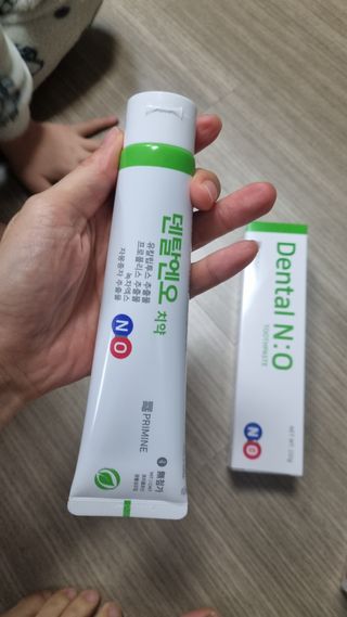 프리마인 유해균 뿐만 아니라 유익균까지 씻어내는 치약은 그만, 건강한 구강환경을 만드는 덴탈엔오 — 5점을 준 리뷰어가 2022년 1월 올린 사용 사진