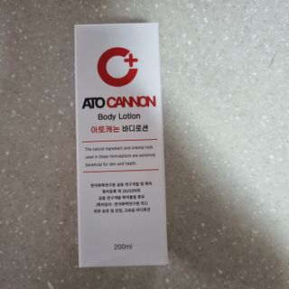 아토캐논(ATO CANNON) 아토캐논 고보습 바디로션 200ml — 5점을 준 리뷰어가 2022년 12월 올린 사용 사진