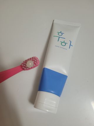 [심폐소생소] 무불소 임산부 천연 치약 — 5점을 준 리뷰어가 2021년 8월 올린 사용 사진