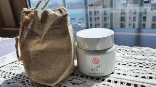 AYU25[아유트웬티파이브]다마스크로즈워터 베이스 천연 수분 촉촉 크림 — 4점을 준 리뷰어가 2021년 3월 올린 사용 사진