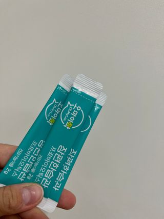 [유산균] 오마이락 장편한습관 프로바이오틱스 30P — 5점을 준 리뷰어가 2022년 12월 올린 사용 사진