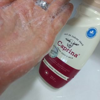 (구패키지)카프리나 프레쉬 산양밀크 어메이징 바디워시 500ml(오리지널향) — 4점을 준 리뷰어가 2023년 2월 올린 사용 사진