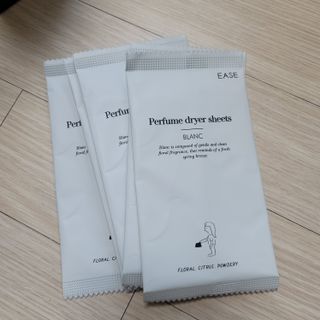 [이즈라이프코스메틱] 퍼퓸 드라이어 시트 히노끼향  or 블랑향 2중 택1 30매 — 5점을 준 리뷰어가 2021년 6월 올린 사용 사진