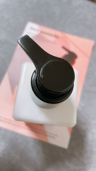 줄라이 모닝 _ JULY MORNING 줄라이모닝 하이드레이팅 퍼퓸드 바디앤핸드 에멀젼 — 4점을 준 리뷰어가 2021년 9월 올린 사용 사진