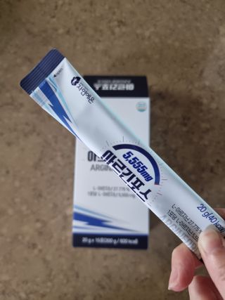 자연에온 아르긴포스 L-아르기닌 5555mg 스틱 15개입 1박스 — 5점을 준 리뷰어가 2022년 1월 올린 사용 사진