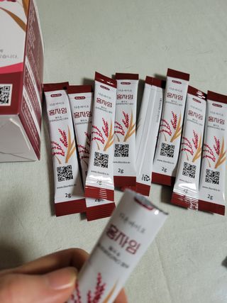 하루 1포로 콜레스테롤, 유산균, 고역가 소화효소까지 한번에 섭취! 다온바이오 홍자임 1개월분(30포) — 5점을 준 리뷰어가 2022년 12월 올린 사용 사진
