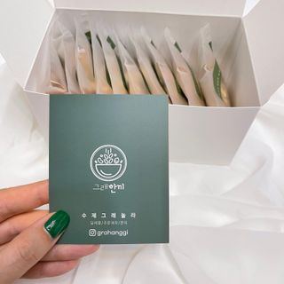 [그래한끼] 무설탕/저당 시리얼타입 수제그래놀라 (40gX10개) — 5점을 준 리뷰어가 2022년 8월 올린 사용 사진