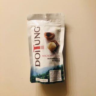 도이퉁 마카다미아 넛 90g  로얄 마카넛 오리지널 쏠트 허니 — 4.5점을 준 리뷰어가 2021년 3월 올린 사용 사진