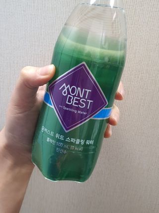 몽베스트 Montbest with Sparkling water Plain 20병 — 5점을 준 리뷰어가 2023년 3월 올린 사용 사진