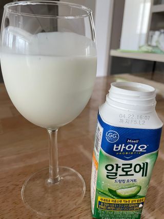 LIVE 매일바이오 알로에 드링킹 요거트 — 4.5점을 준 리뷰어가 2022년 4월 올린 사용 사진