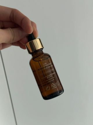스킨큐어 산다화 비타민c 화이트닝 에센스 30ml — 5점을 준 리뷰어가 2023년 7월 올린 사용 사진