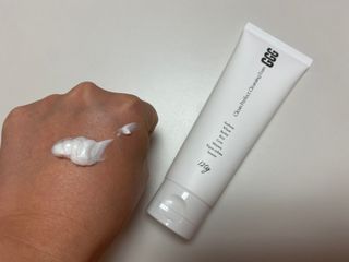 지지지 클린 퍼펙트 클렌징폼 120g — 5점을 준 리뷰어가 2022년 4월 올린 사용 사진