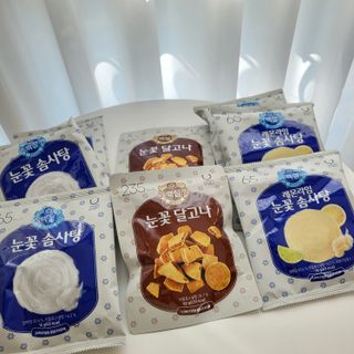 딜라이트 프로젝트  달콤한 눈꽃 간식세트( 눈꽃 솜사탕 / 레몬라임 솜사탕 / 달고나 총 7EA+스마트톡 증정) — 5점을 준 리뷰어가 2022년 5월 올린 사용 사진
